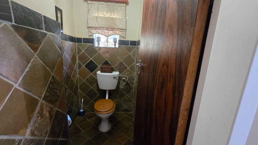 4 Bedroom Property for Sale in Dan Pienaar Free State